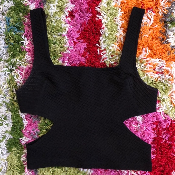 Sparkle & Fade black cutout crop tank top, M - Picture 2 of 8